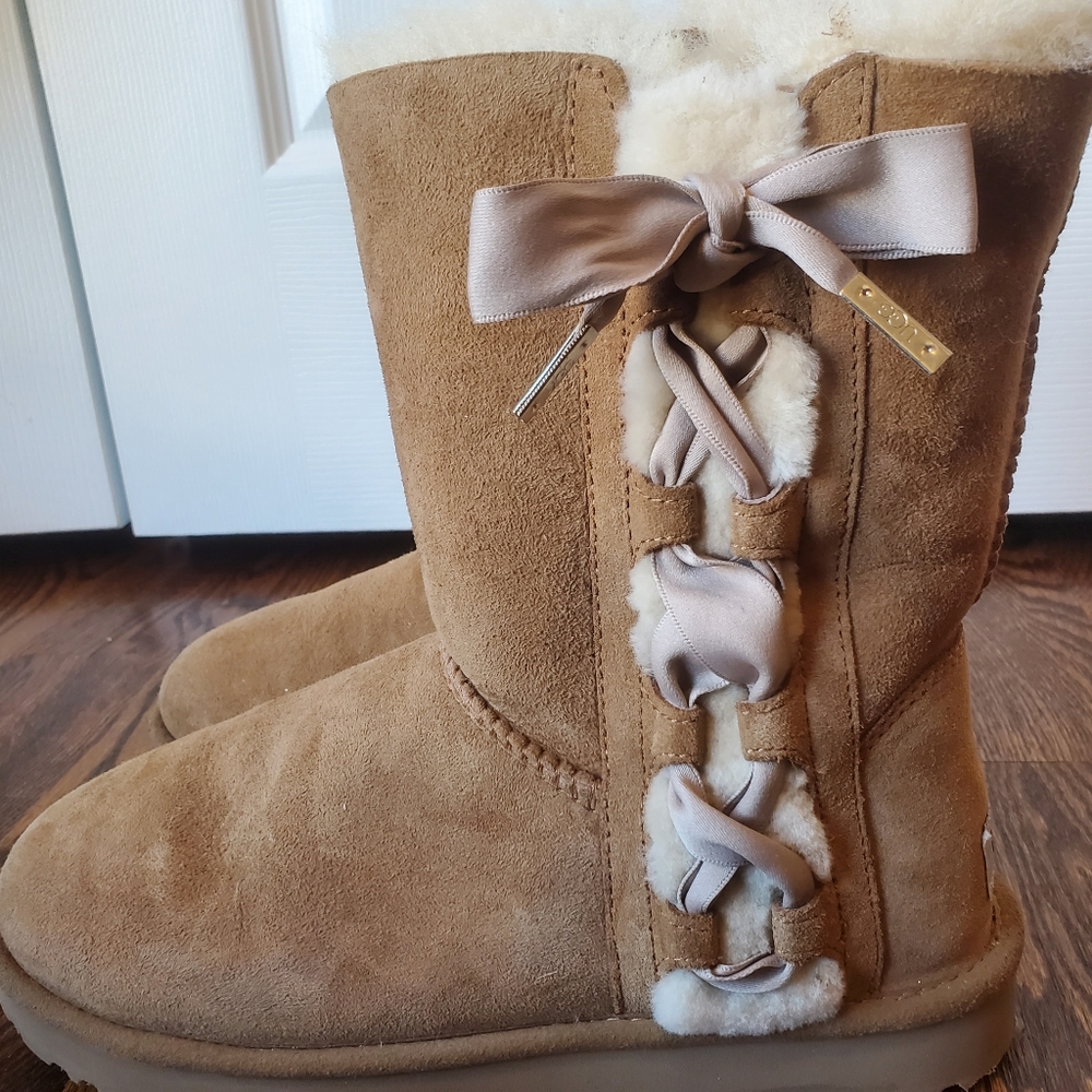Ugg Authentic W Pala Corset Bow Boots